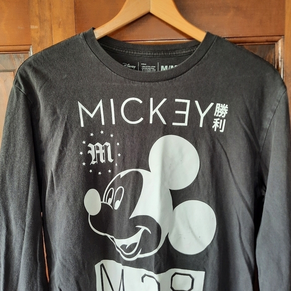 Disney × Neff Mickey Mouse M28 black long sleeve graphic t-shirt Size Medium - Picture 2 of 10
